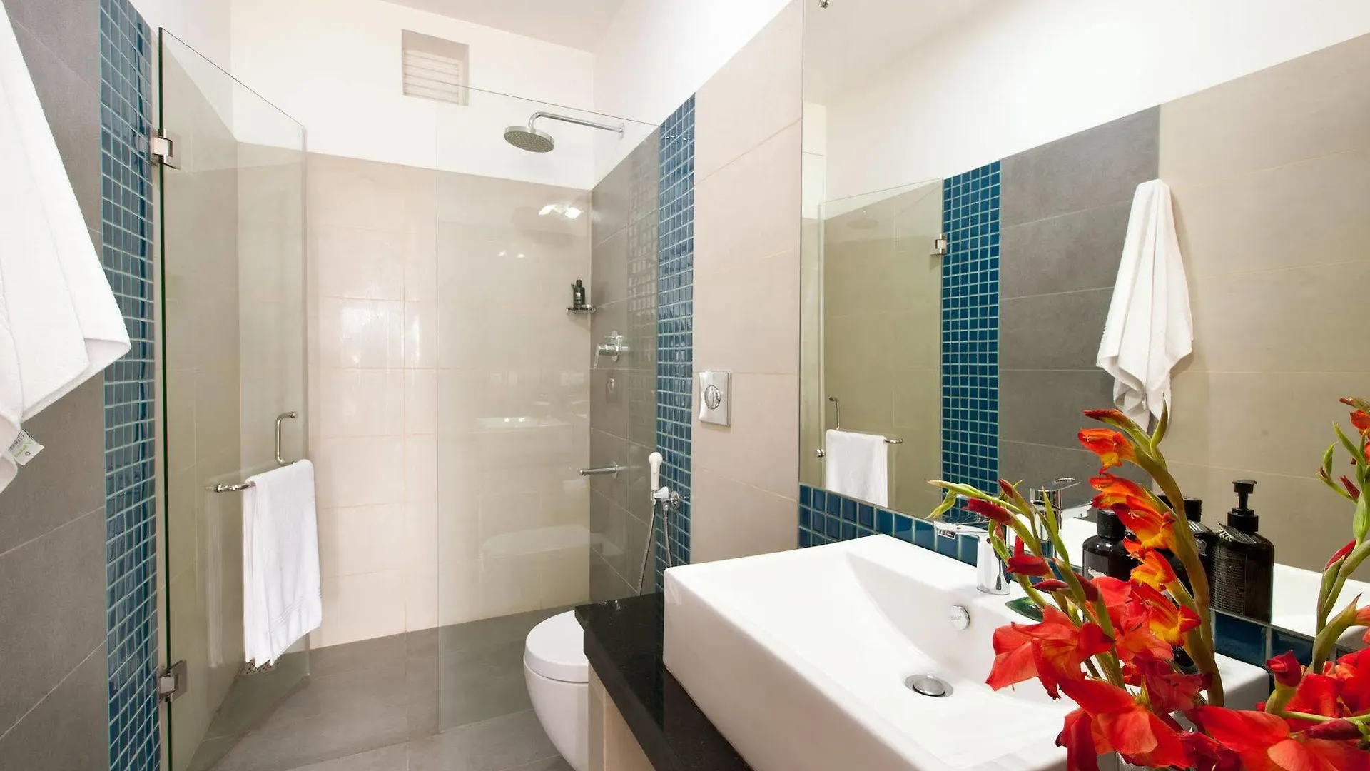 The Beach Apartments Negombo